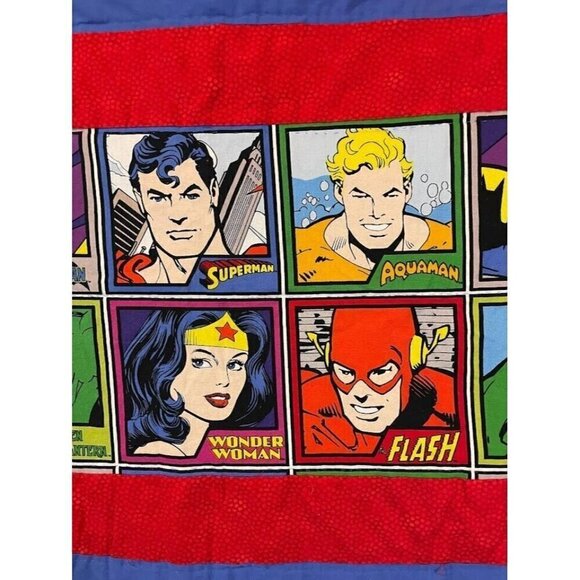 DC Superheroes Comics Cloth Wall Hanging Quilted Nursery Kid's room 29" x 25" - Picture 3 of 6